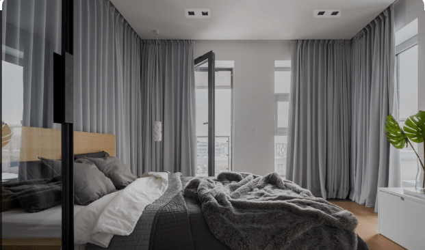 Bed curtains